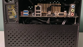 Компактный корпус NAS емкостью 8 л с 6 отсеками (Mini-ITX... 7