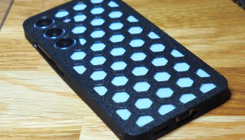 Чехол Samsung Galaxy S25 Hexagon - New v2.1 - Смартфон