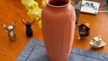 Poppy vase