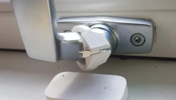 Сенсорные магнитные держатели для дверных и оконных ручек... 1
