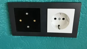 Держатель FRITZ Dect 440 для системы GIRA55 3