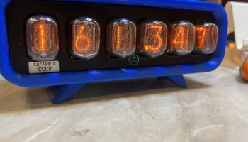 В часах 12 nixie