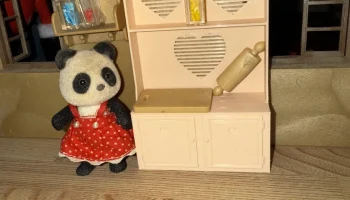Кухонный шкаф Sylvanian Families 1