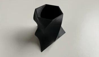 Coole Vase 1