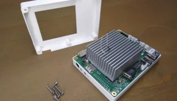 Низкопрофильный корпус Atomic Pi