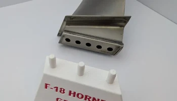 Крепление лопастей вентилятора двигателя F-18... 3