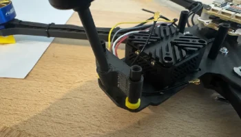 SpeedyBee Mario 8 - держатель антенны DJI O3 1