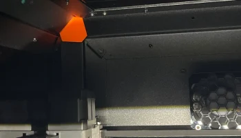 Магнитные угловые заглушки Prusa Core One (магниты 6x3 мм... 1