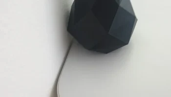 Низкополигональная ваза 2