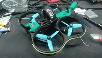 Поддержка антенны для O3 в Drone Cloud 149 v2... 1