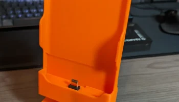 крепление Pixel 7 Pro с чехлом Spigen USB для Subaru Le... 5