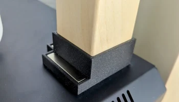 Магнитный держатель для ножек IKEA Lack...... 2