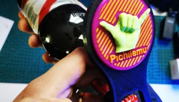 Магнитная открывалка для бутылок на холодильник - Souveni... 3