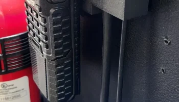 Настенное крепление Baofeng UV-5R с держателем антенны... 1
