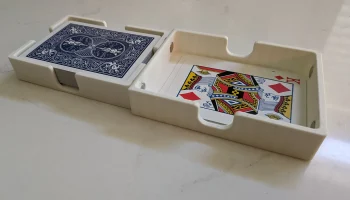 Футляр для игральных карт с магнитным закрывающимся механ... 1