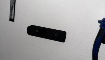 Держатель настенной розетки 1