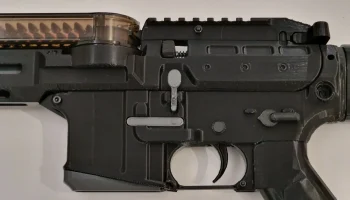 Модель винтовки AR-57 с движущимися частями 3