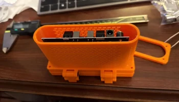 ZK-1001u Корпус усилителя с защелкивающейся крышкой и пр... 4