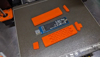 Корпус адаптера NVMe-USB - несколько версий