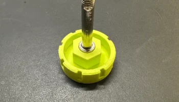 Крышка шарнира светодиодного рабочего фонаря Ryobi P727 ... 1