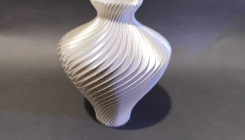 Современная атласная ваза со спиральной волной и 3D-печат... 1