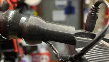 От 3/4" Loc-Line до 1/4"-20 для светодиодной видеолампы ... 3