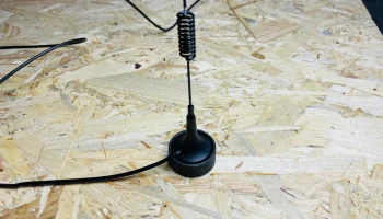 Магнитный держатель антенны SDR 5