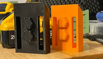 Держатель батареи Dewalt для сотовой стены для хранения 2