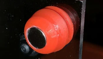 Магнит дверцы корпуса 1