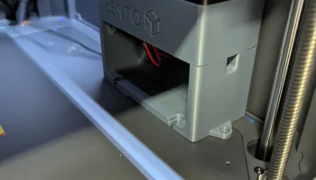Основание BentoBox с магнитами и магнитной направляющей д... Основание BentoBox с магнитами и магнитной направляющей д...