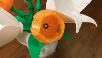 Светящиеся цветы и ваза 5