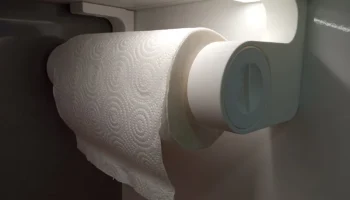 Безвинтовой держатель бумажных полотенец 3