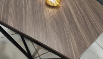Минималистичный многоугольный стол 7