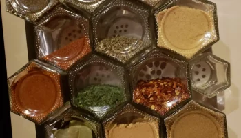 Шестиугольные магнитные банки для специй Gneiss Spice Вн... 3