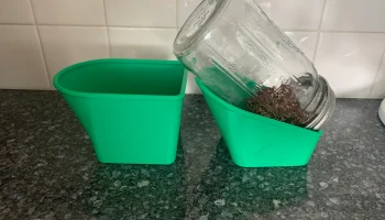 Дренажный лоток для банки с ростками 2