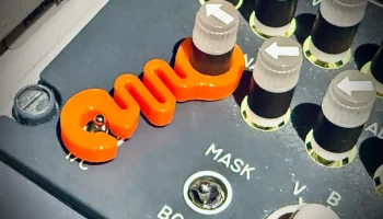 Переключатель внутренней связи Boeing 737 Hotmic 3