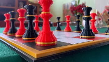 Настольная игра All Queens (Connect 4, шахматы, шашки в ... 8