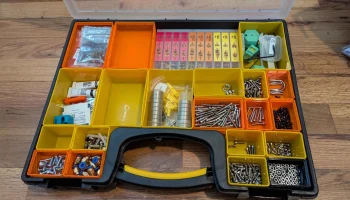 Штабелируемые контейнеры для мелких деталей при портовых ... 1