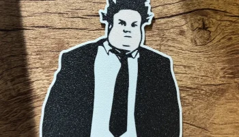 Магнит Tommy Boy (разноцветный)(магниты 8х3мм)......