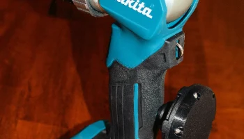 Адаптер с магнитным креплением для фонарей Makita 3