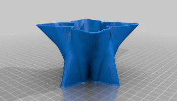 Polar vase 9