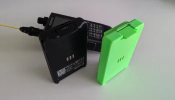 Kenwood TH-D74A 18650 Батарейный отсек