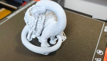 Dino Vase 3
