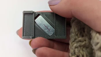 Магнитный держатель для лака для ногтей...... 4