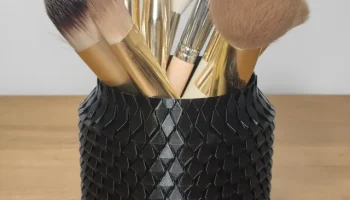 Pen holder 5