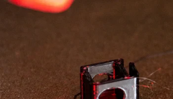Краеугольный камень антенны Voron Wi-Fi... 1