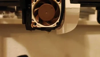 Ender 3 v3 SE с одним вентилятором 5015, разделенный кана... 1