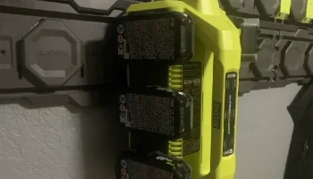 Крепление для зарядного устройства для Ryobi Link