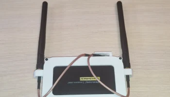 Коробка Huawei E5573 с антенной 4g 4