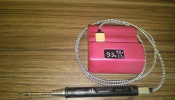 Мощный внешний аккумулятор QC3.0 с защищенными разъемами